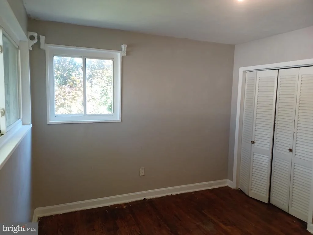 Photo of 9723 BRADDOCK ROAD