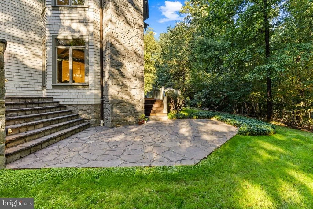 Photo of 3137 BLENDON ROAD