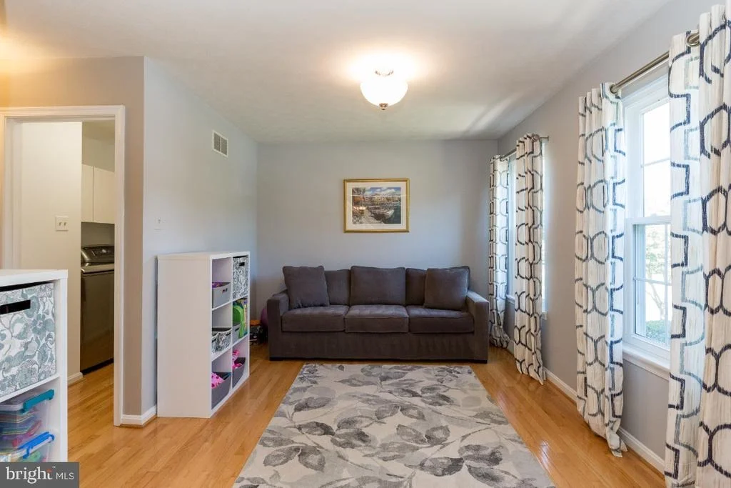 Photo of 4062 LOMAR DRIVE
