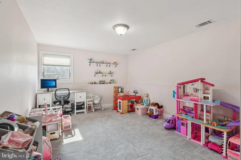 Photo of 6 RYDAL DRIVE