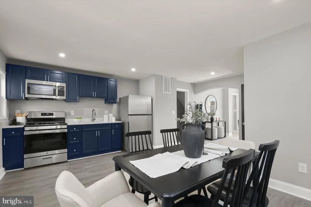 Photo of 750 CHARING CROSS ROAD