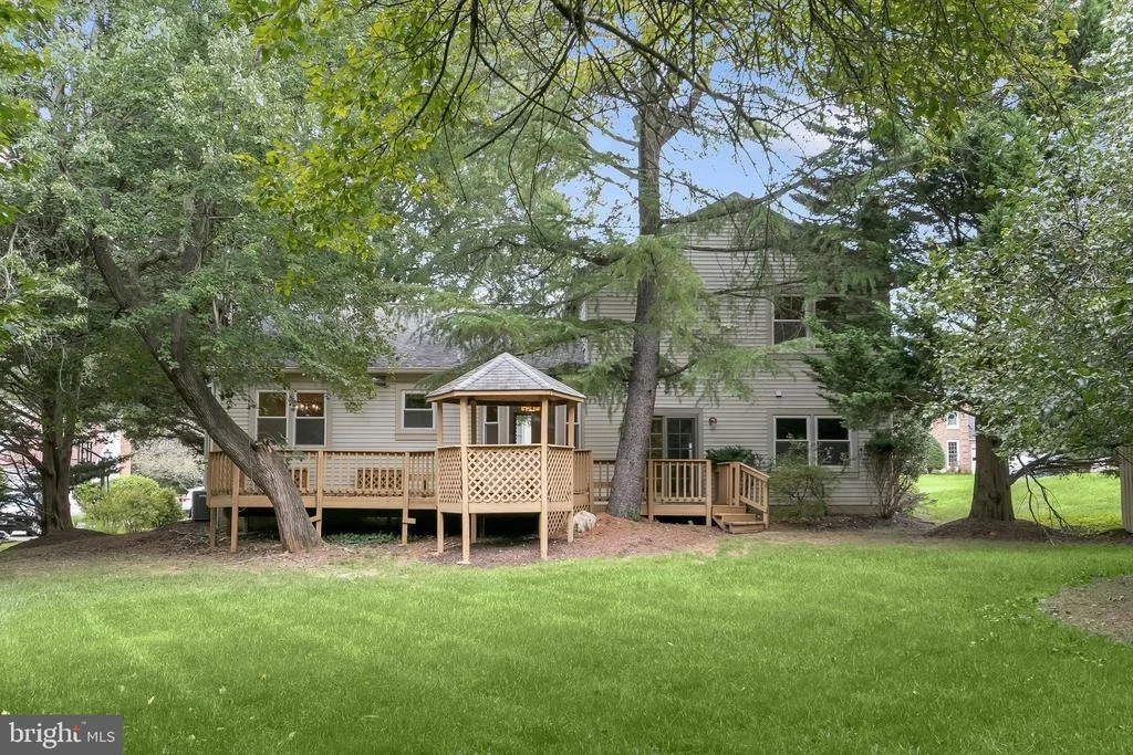 Photo of 4012 EVANGELINE TERRACE