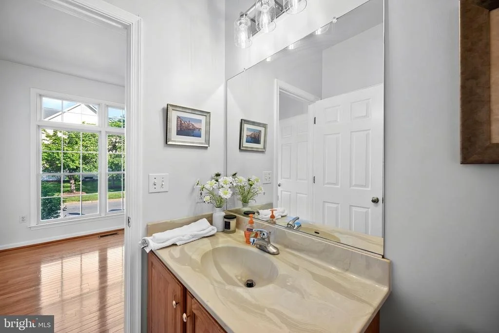 Photo of 1002 EASTBOURNE COURT