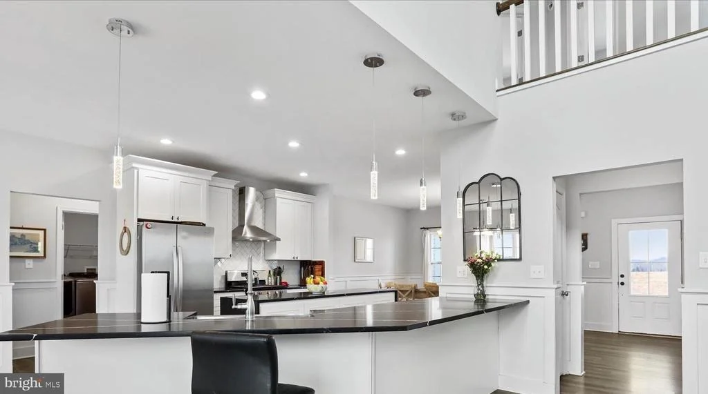 Photo of 219 SUMMERFIELD WAY