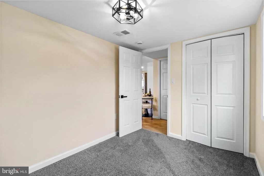 Photo of 3905 LOVE AVENUE