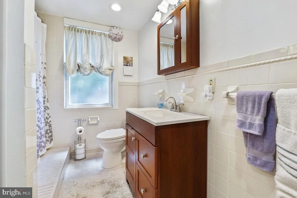 Photo of 6031 3RD STREET NW