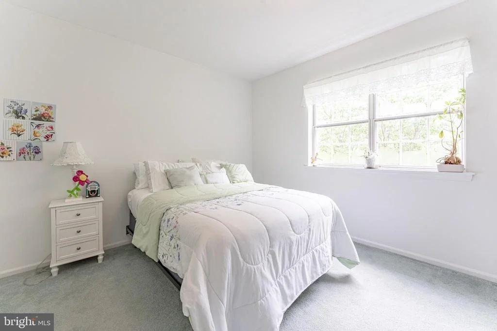 Photo of 1239 UPTON CIRCLE