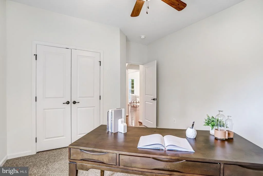 Photo of 26798 BARNSLEY PLACE