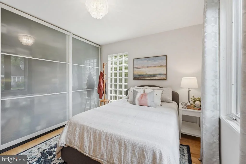 Photo of 9109 BRADFORD ROAD