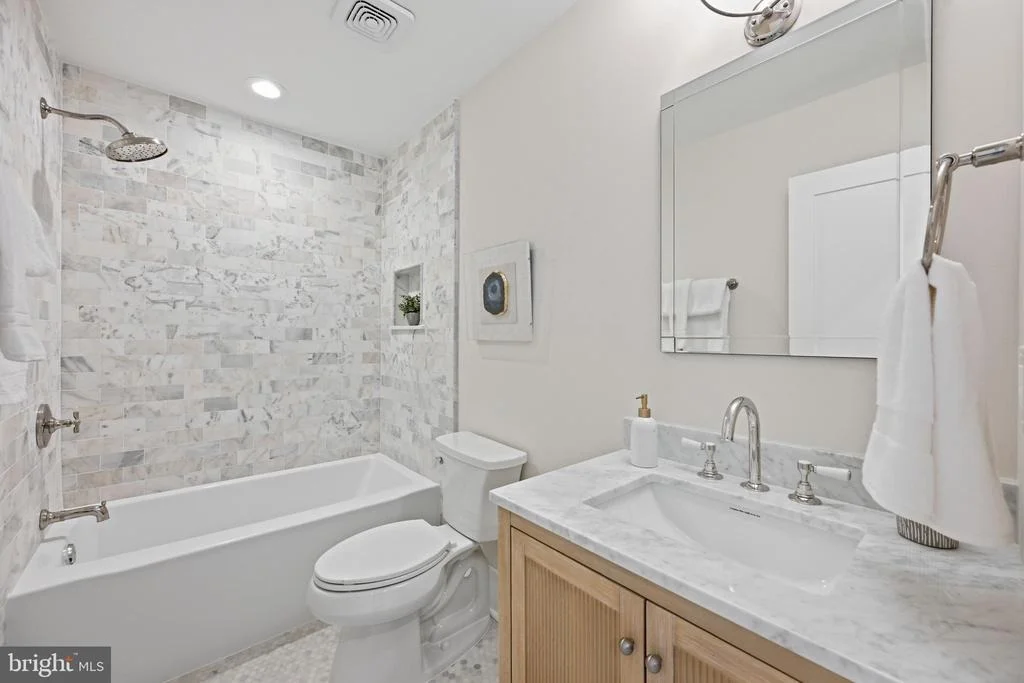 Photo of 4611 43RD PLACE NW