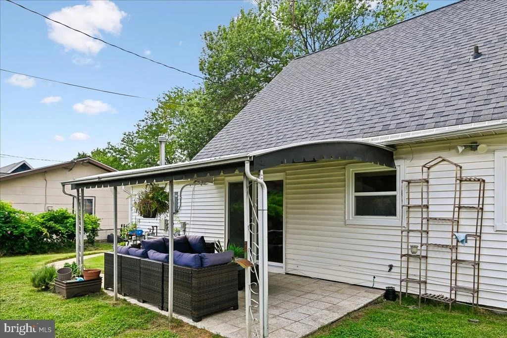 Photo of 2615 KENNISON LANE