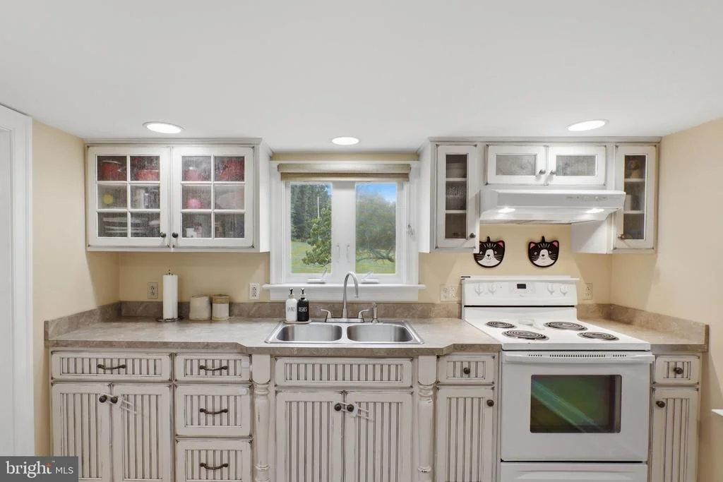 Photo of 5451 BLACK BEAR ROAD
