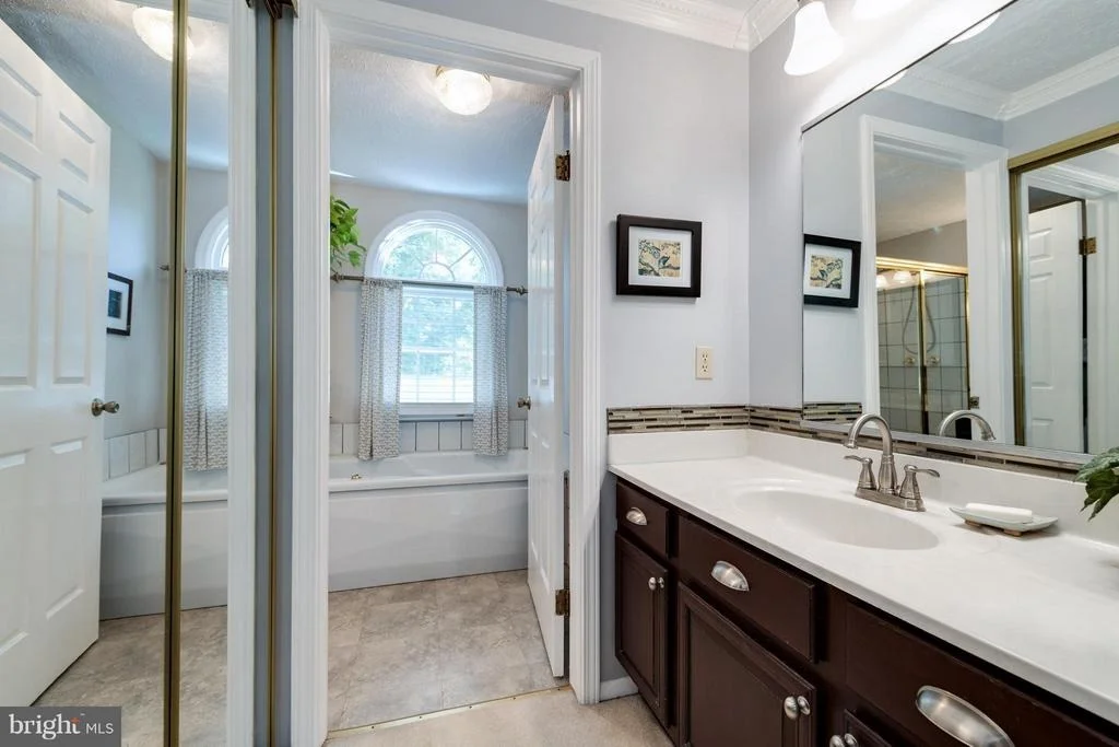 Photo of 4604 THORNHURST DRIVE