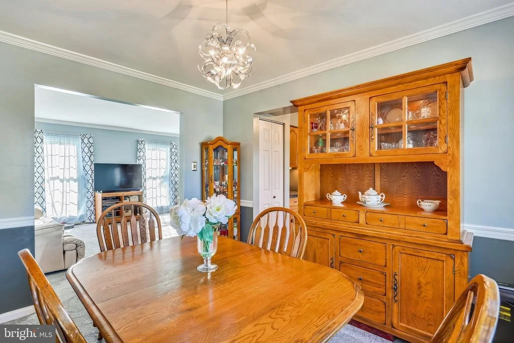 Photo of 915 POINTER RIDGE DRIVE
