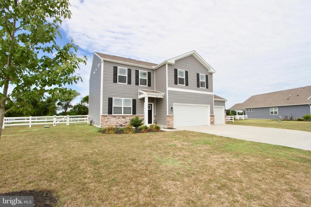 Photo of 746 SEABREEZE RD