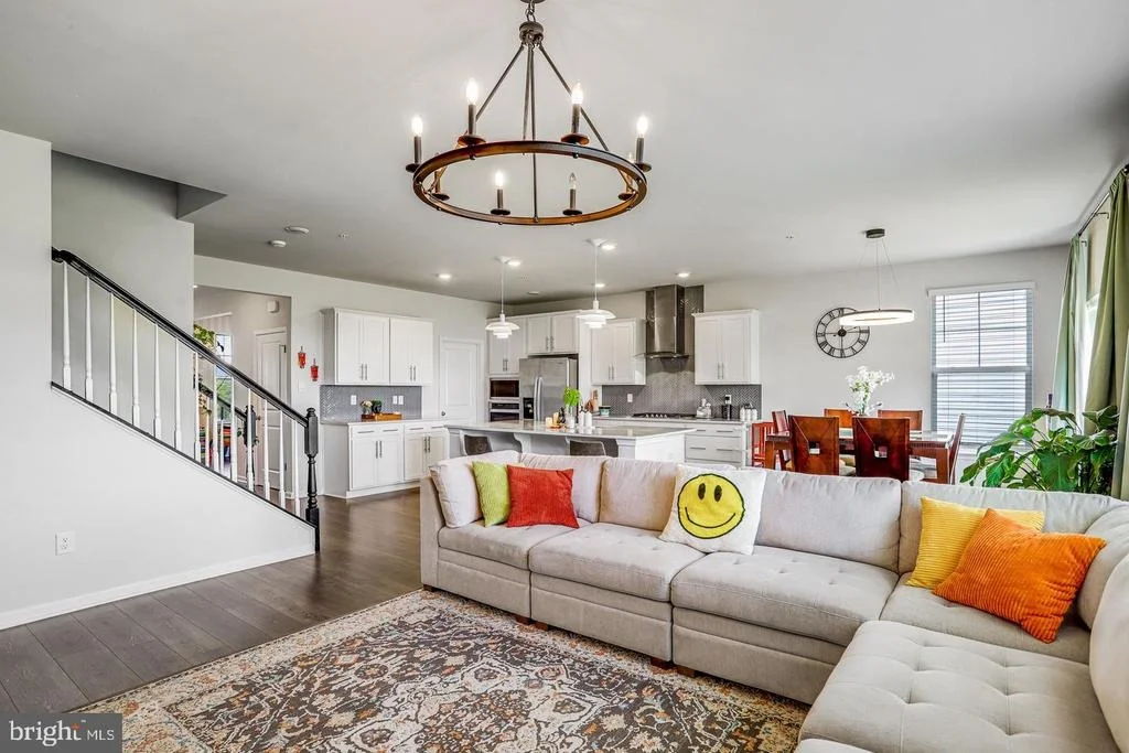 Photo of 504 CARROLL WALK AVE
