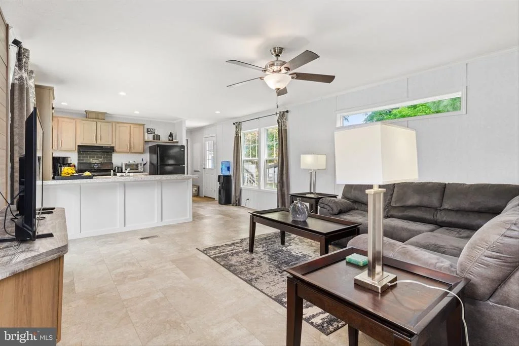 Photo of 37211 FLORIDA DRIVE