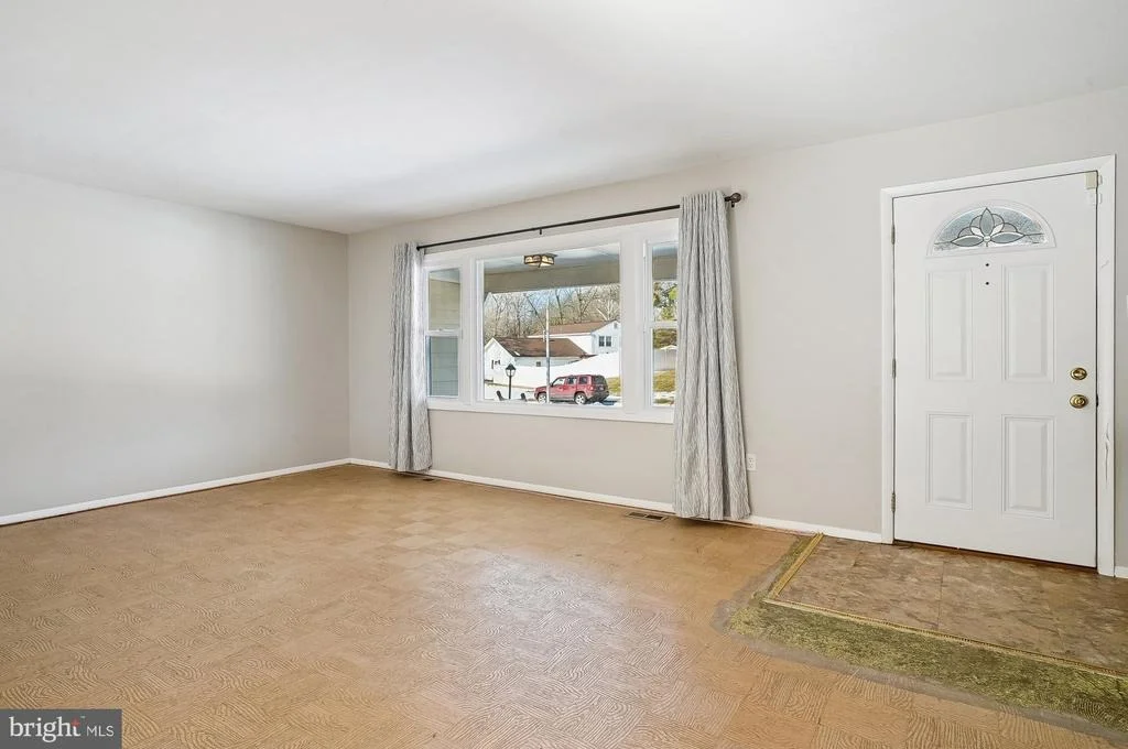 Photo of 16005 PENNANT LANE