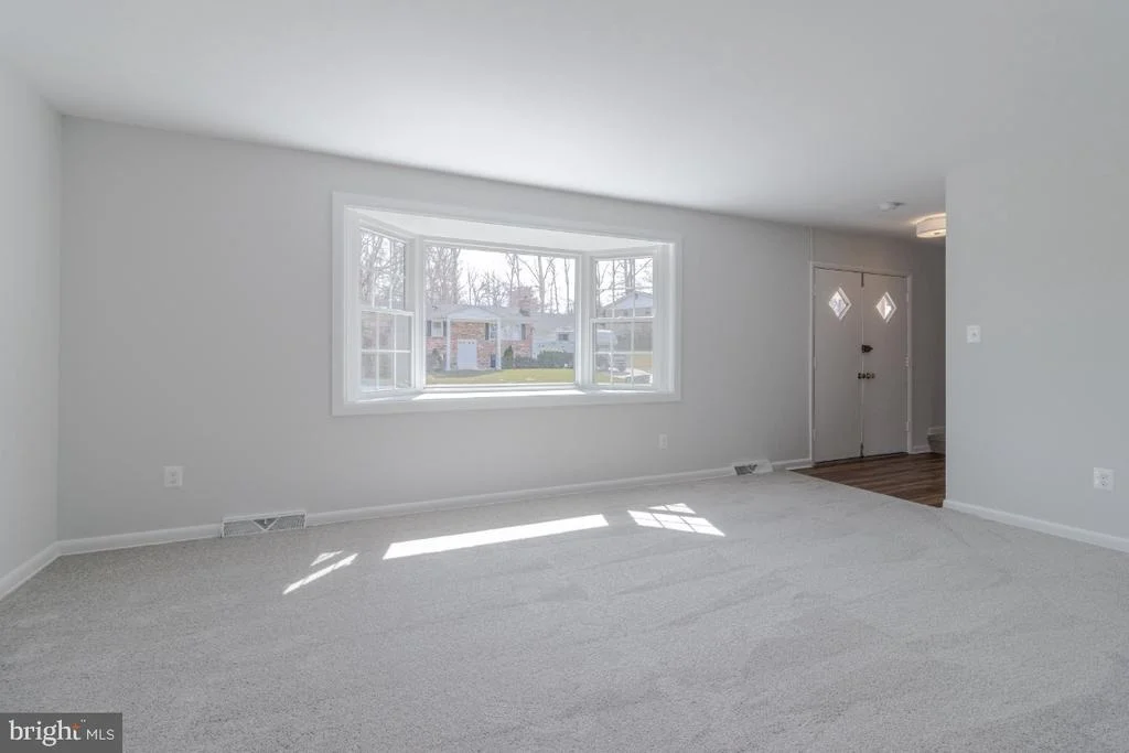 Photo of 16118 KENNY ROAD