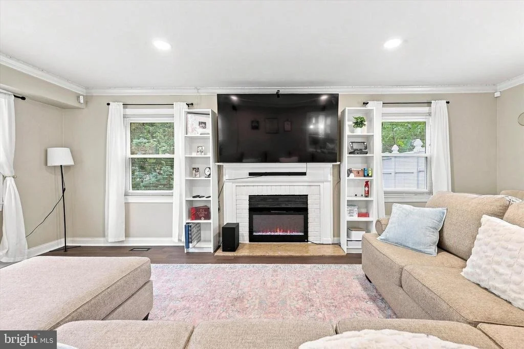 Photo of 61 ELSIN LANE