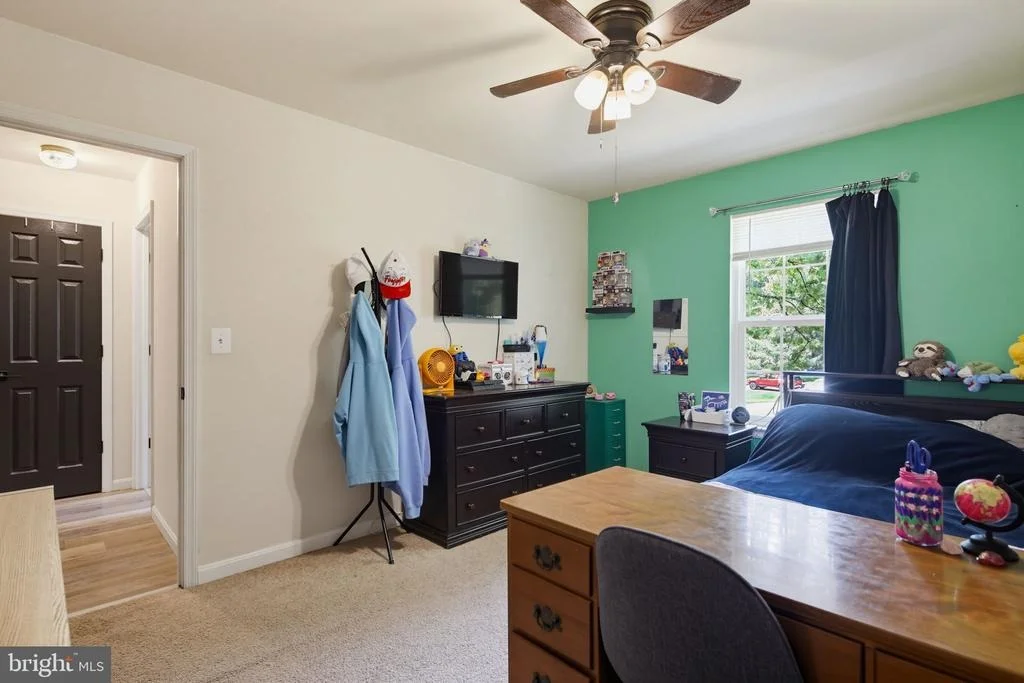 Photo of 2501 YORK COURT