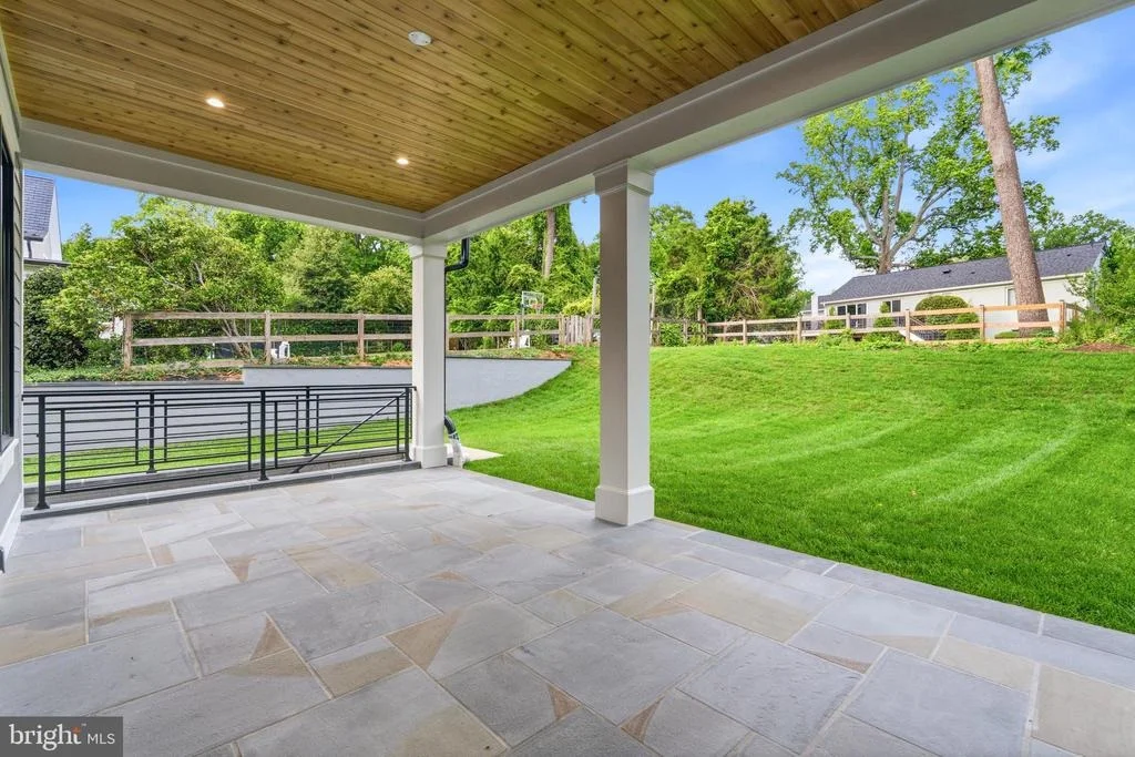 Photo of 9617 OLD SPRING ROAD