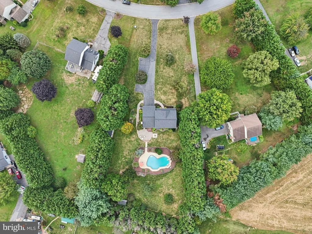 Photo of 2659 LESLIE ROAD