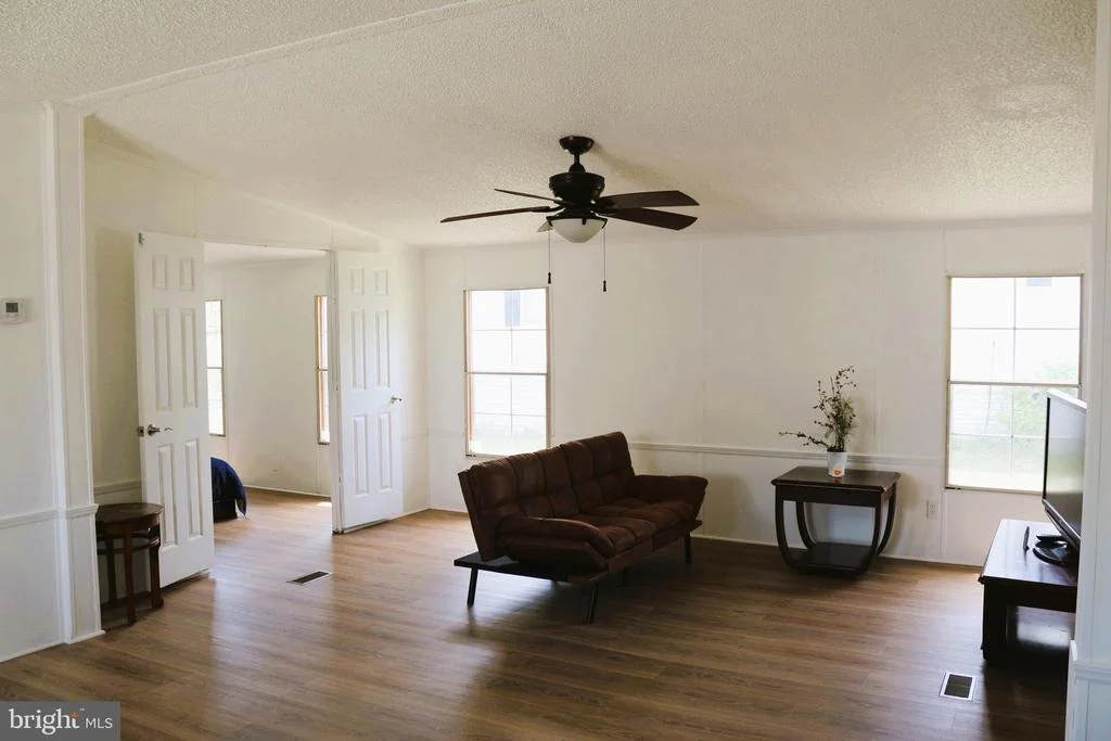Photo of 11933 HEATHER DRIVE