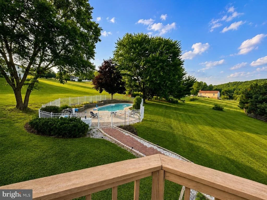 Photo of 11986 ARLINGTON MILL ROAD