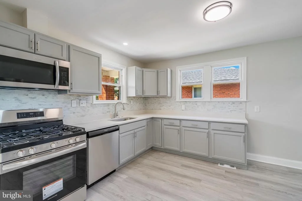 Photo of 5412 BIDDISON AVENUE