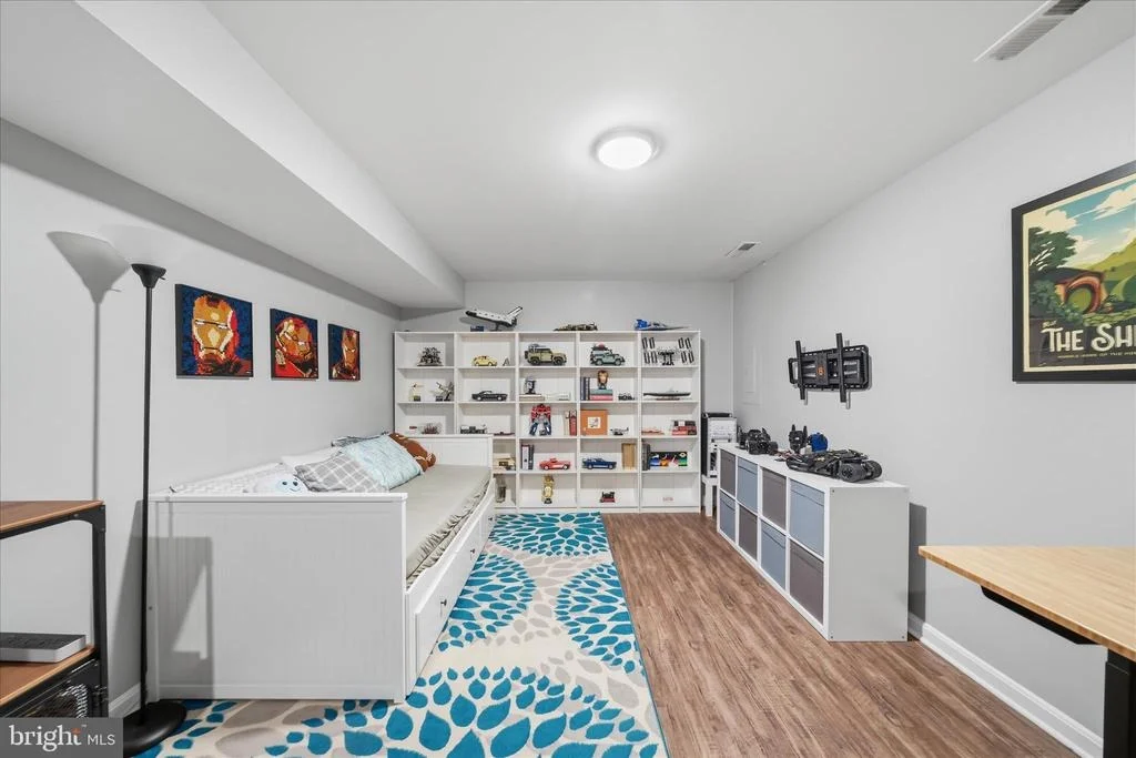 Photo of 7927 CITADEL DRIVE