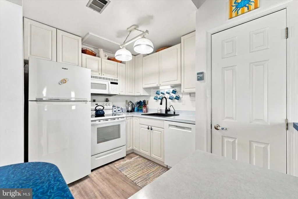 Photo of 125 ELKSIDE ROAD