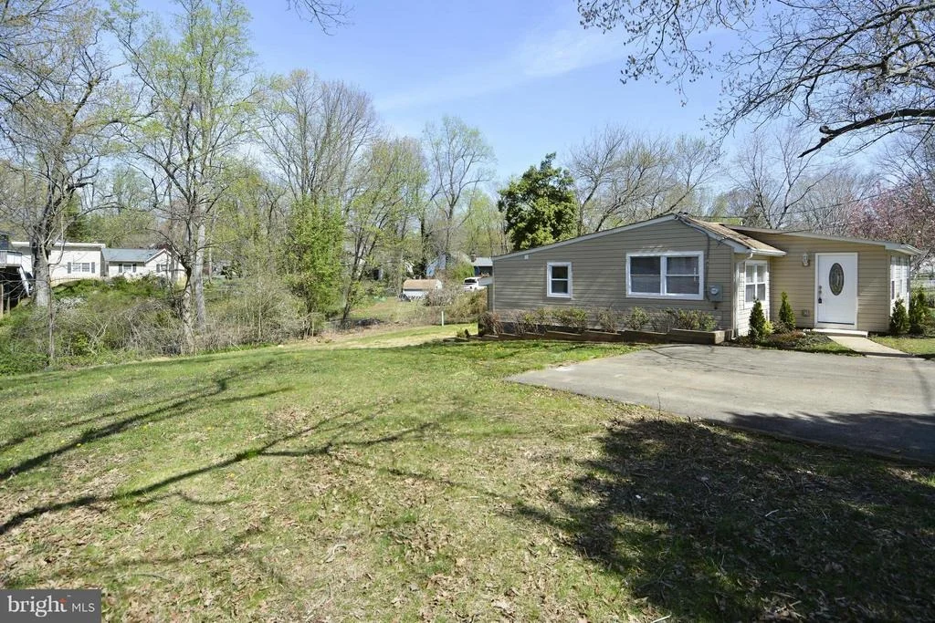 Photo of 2808 GLEN ISLE ROAD