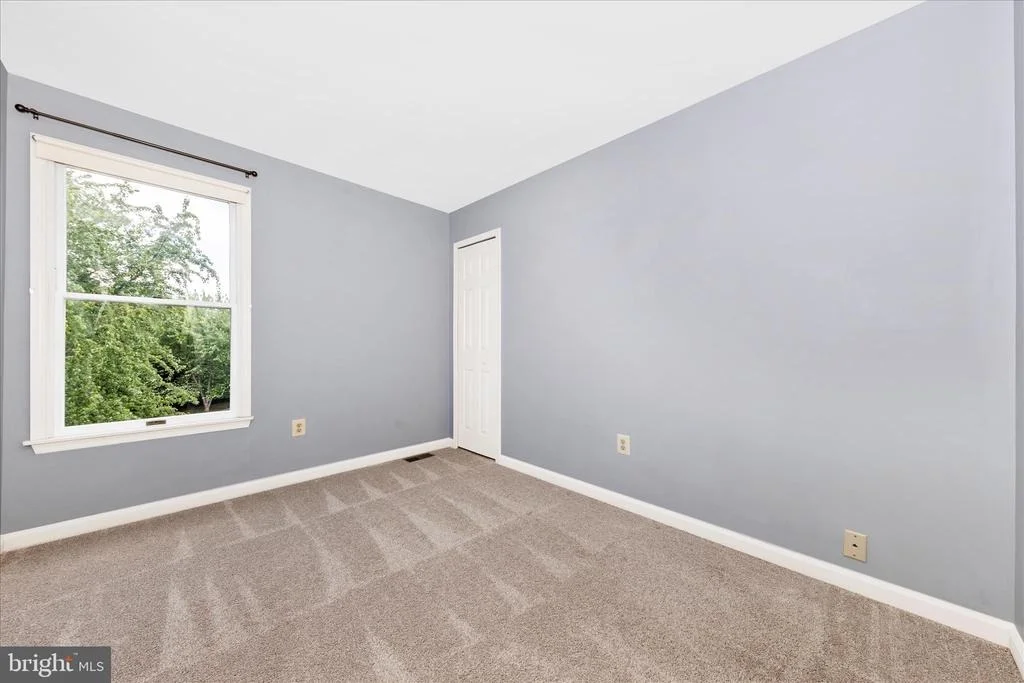 Photo of 2679 LESLIE ROAD