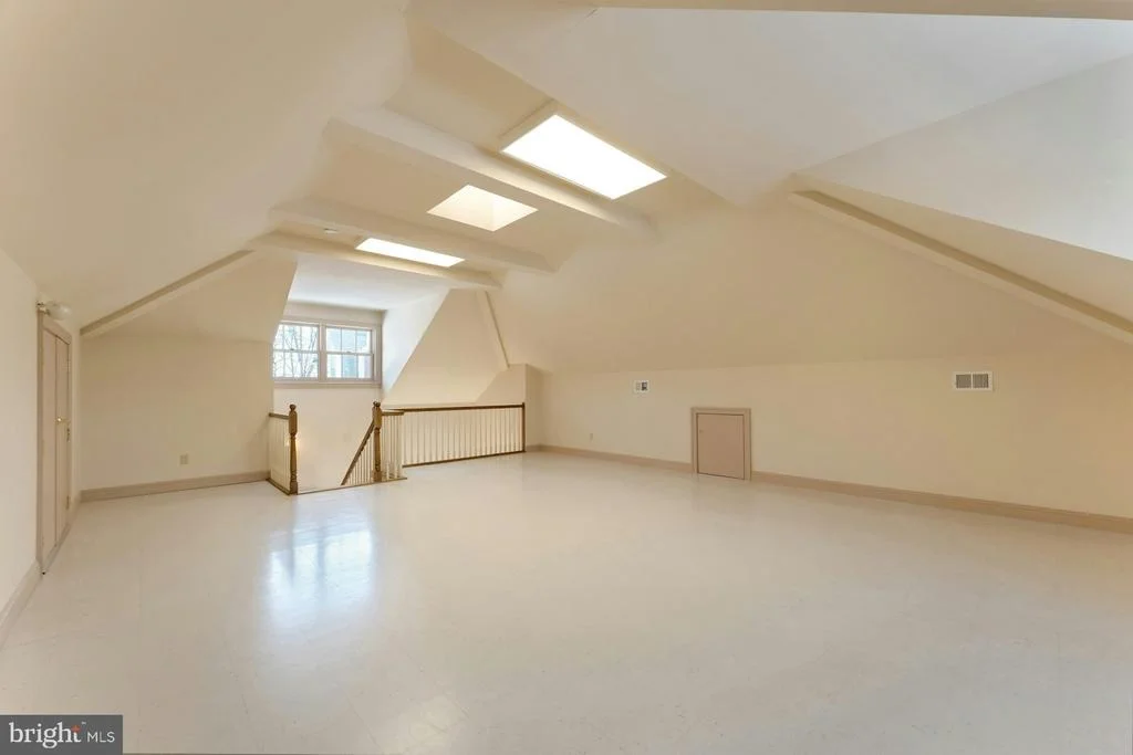 Photo of 40436 BEACON HILL DRIVE