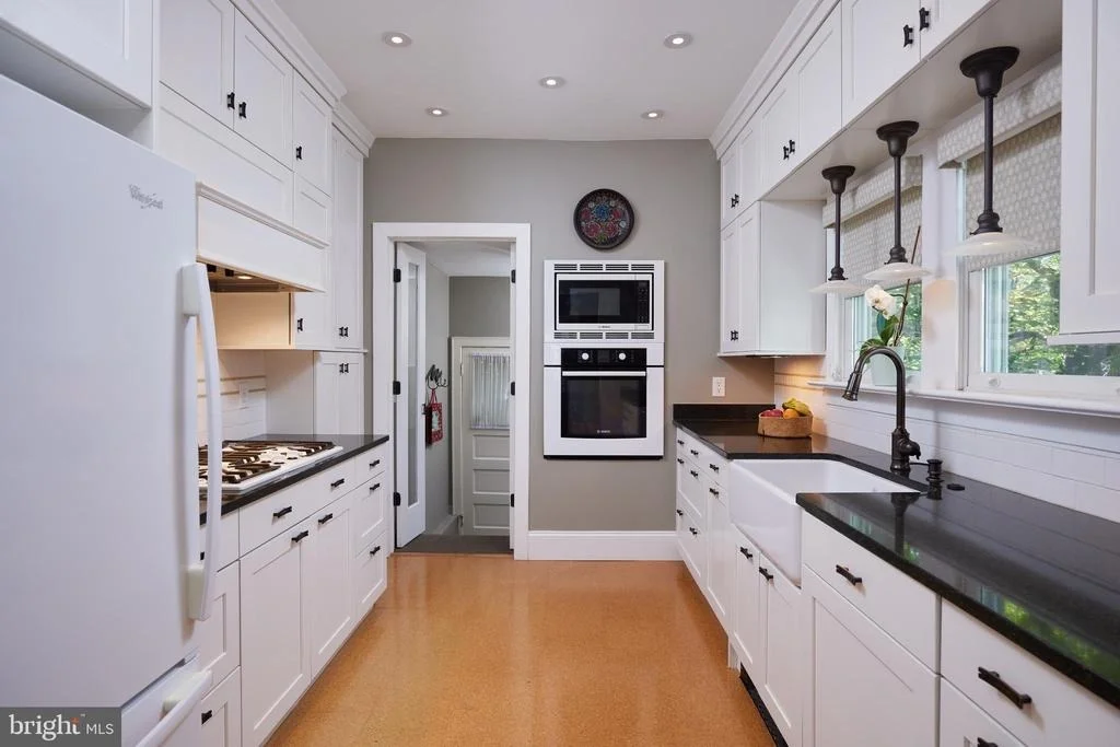 Photo of 4236 RIVER ROAD NW