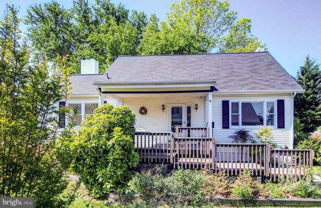 Photo of 3951 WALNUT STREET