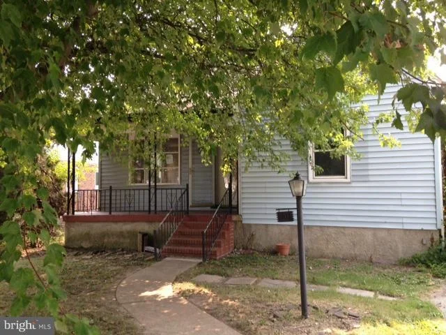 Photo of 1903 SUNBERRY ROAD
