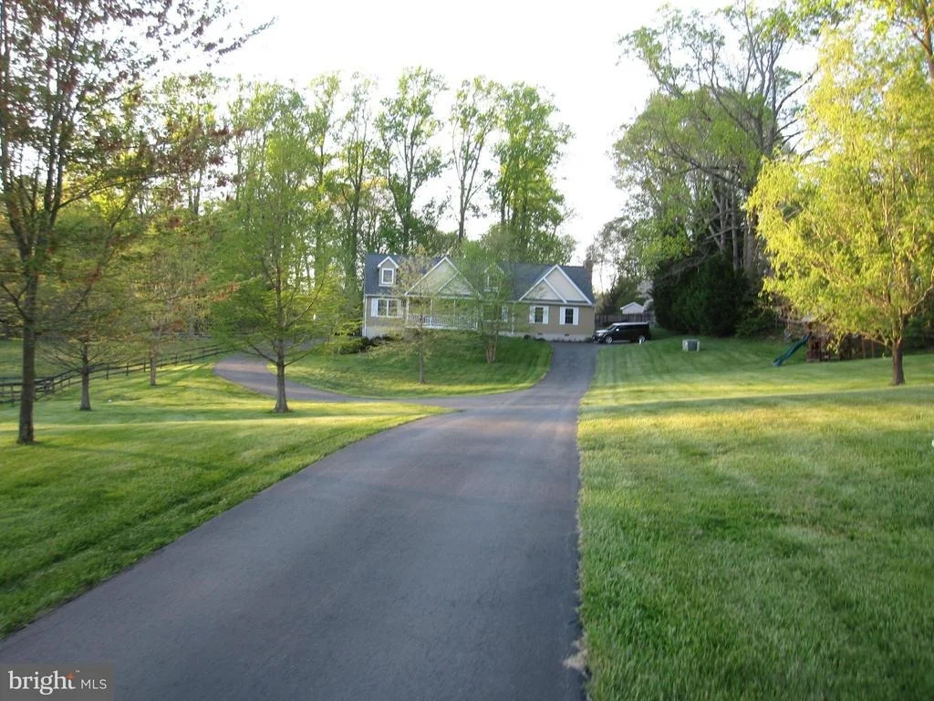 Photo of 10600 WARD ROAD
