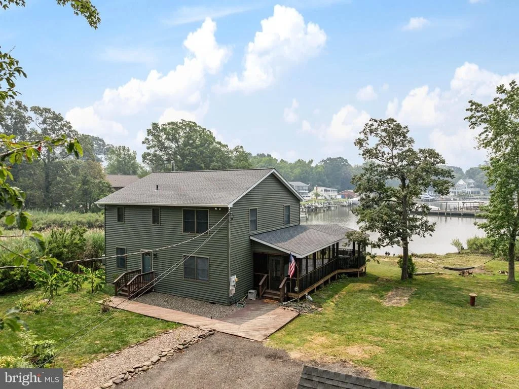 Photo of 1241 JOHNSON DRIVE