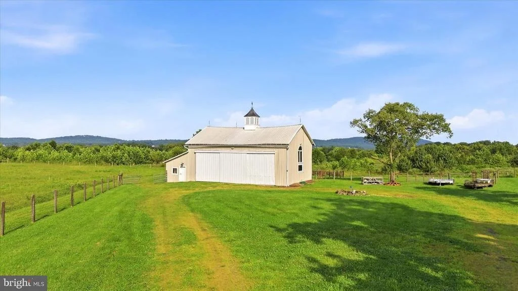 Photo of 43086 LUCKETTS ROAD