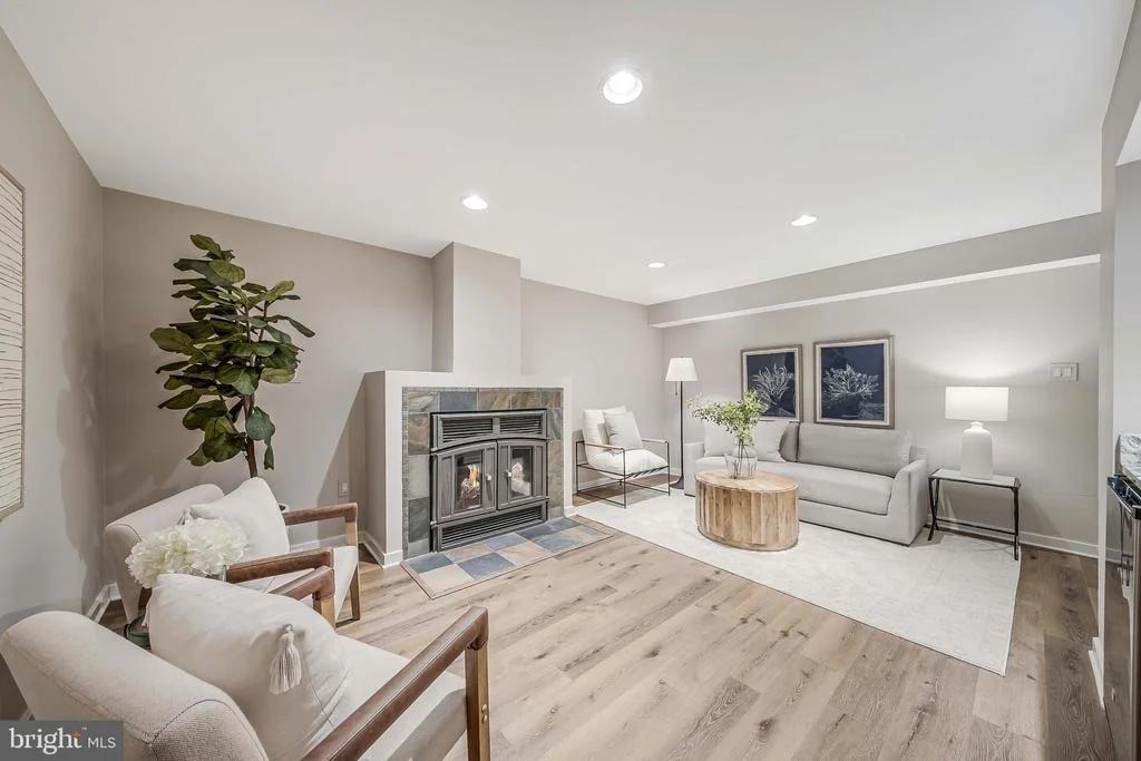 Photo of 12021 WALNUT BRANCH ROAD