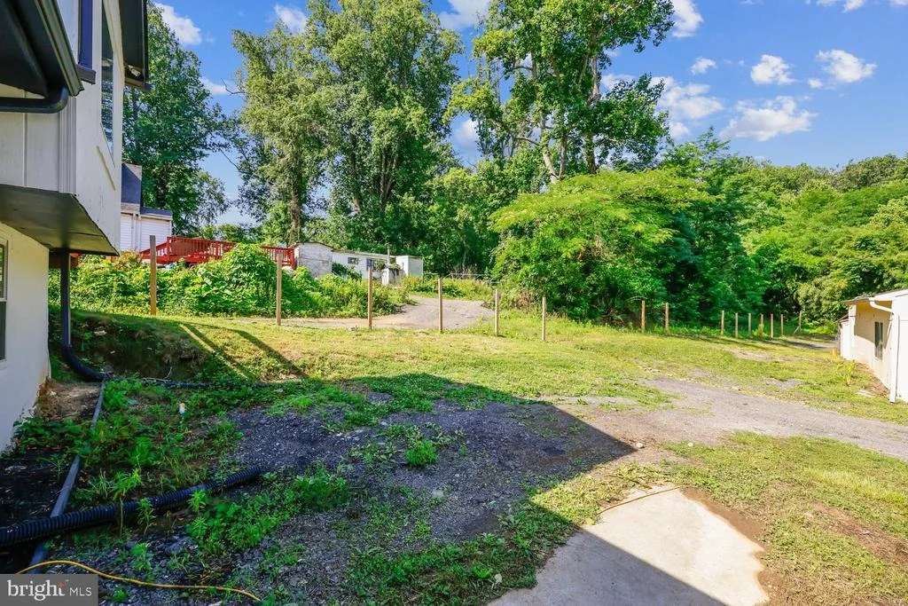 Photo of 19104 CHANDLEE MILL ROAD