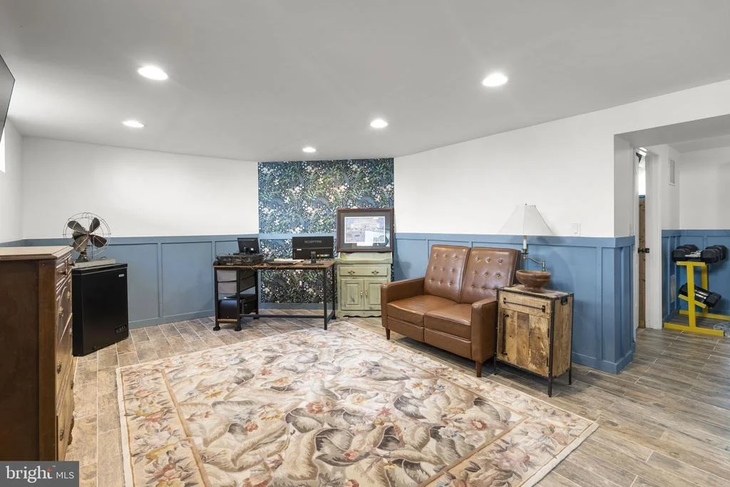 Photo of 9504 BILTMORE DRIVE