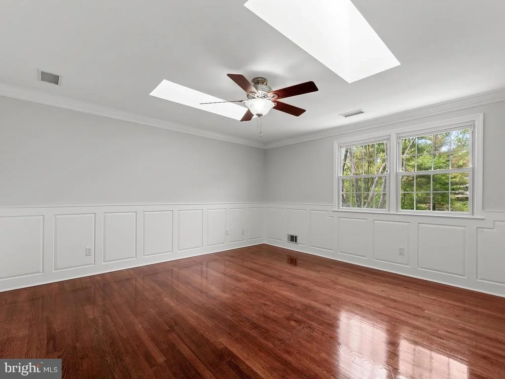 Photo of 3713 QUEEN MARY DRIVE