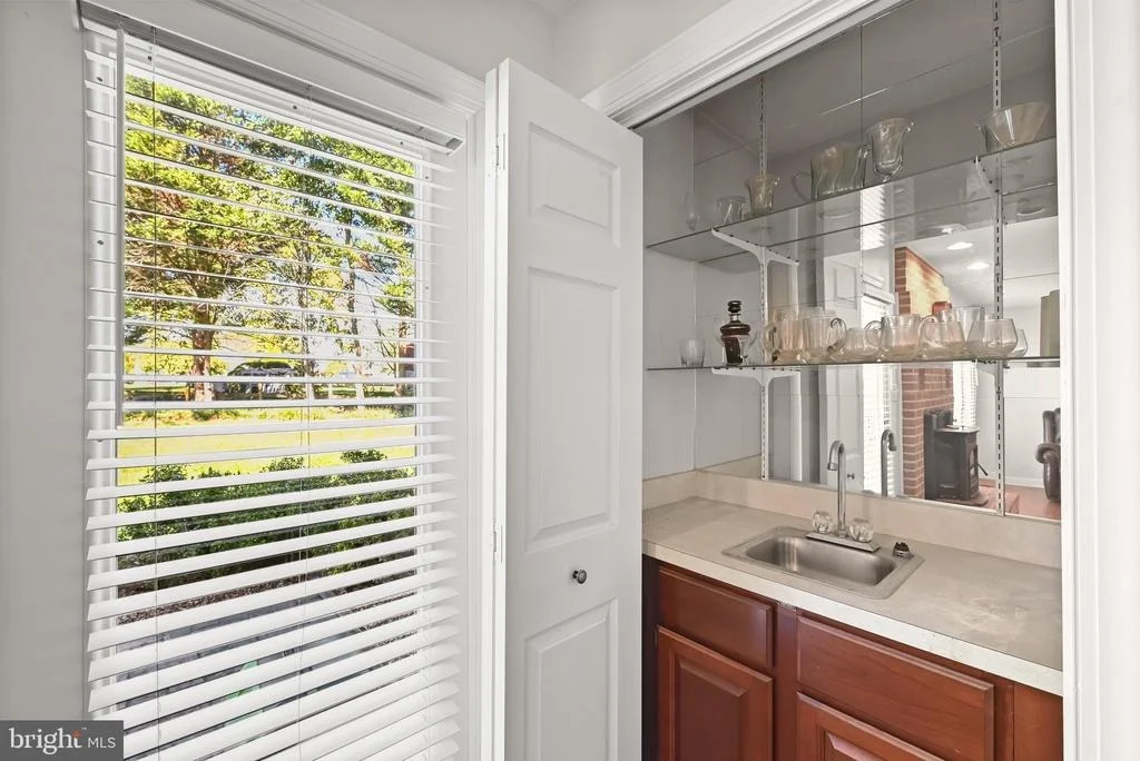 Photo of 1672 THRASHER DRIVE