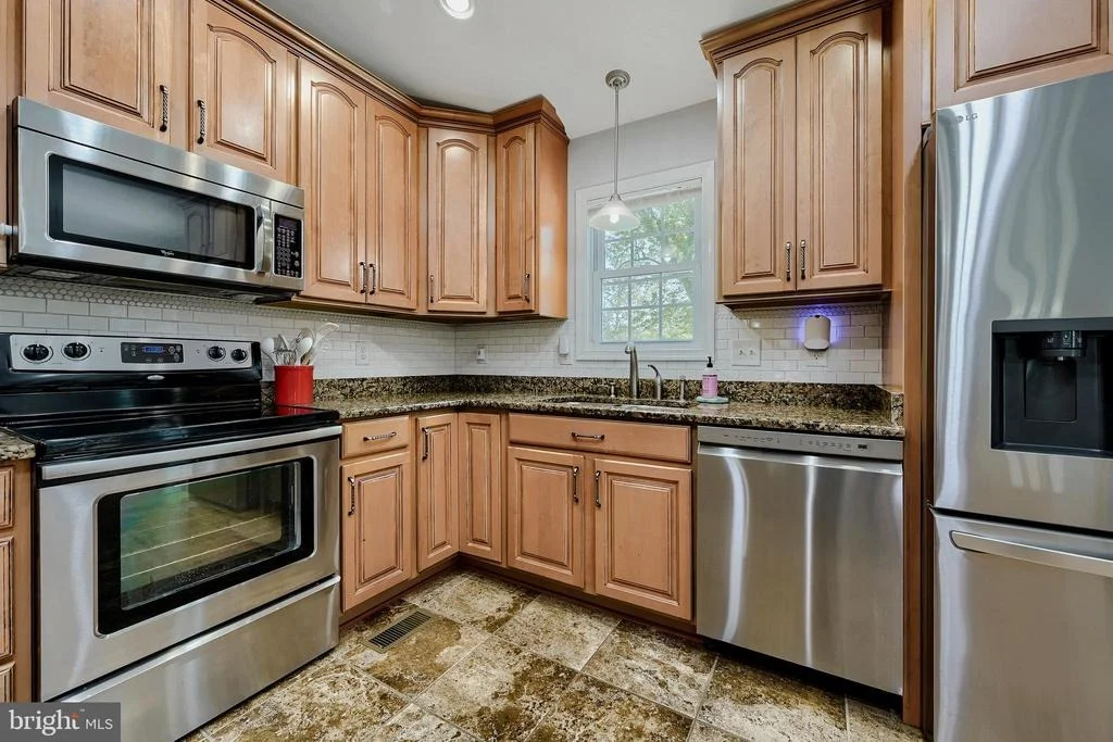 Photo of 8105 BEVERLY ROAD