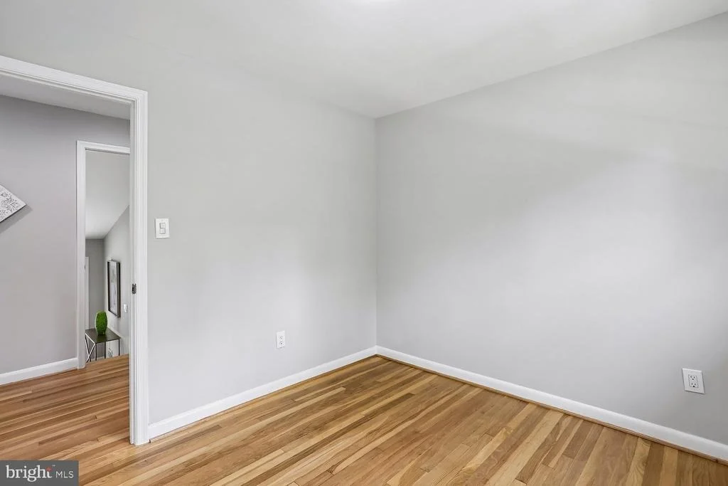 Photo of 811 KENBROOK DRIVE