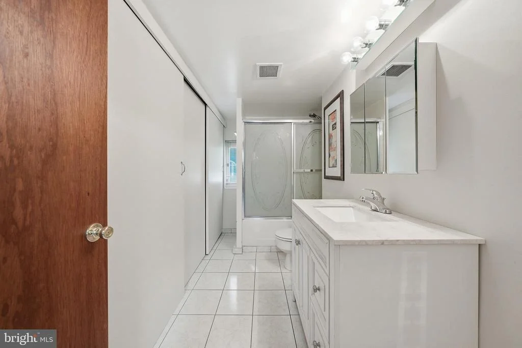 Photo of 10101 MADRONAWOOD DRIVE