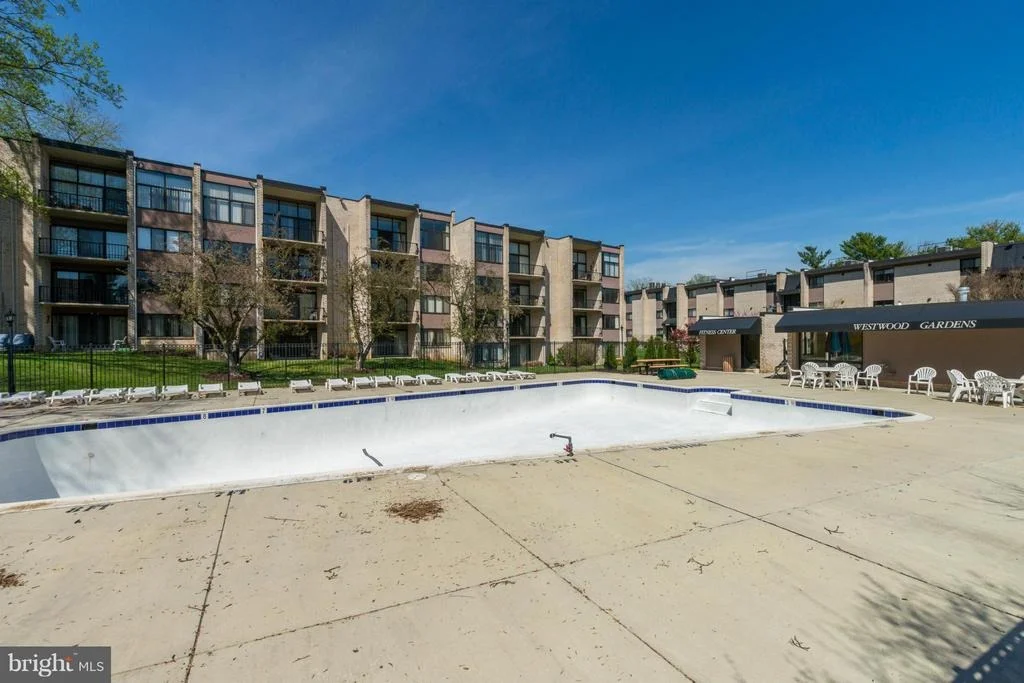 Photo of Unit 302 at 10862 BUCKNELL DRIVE